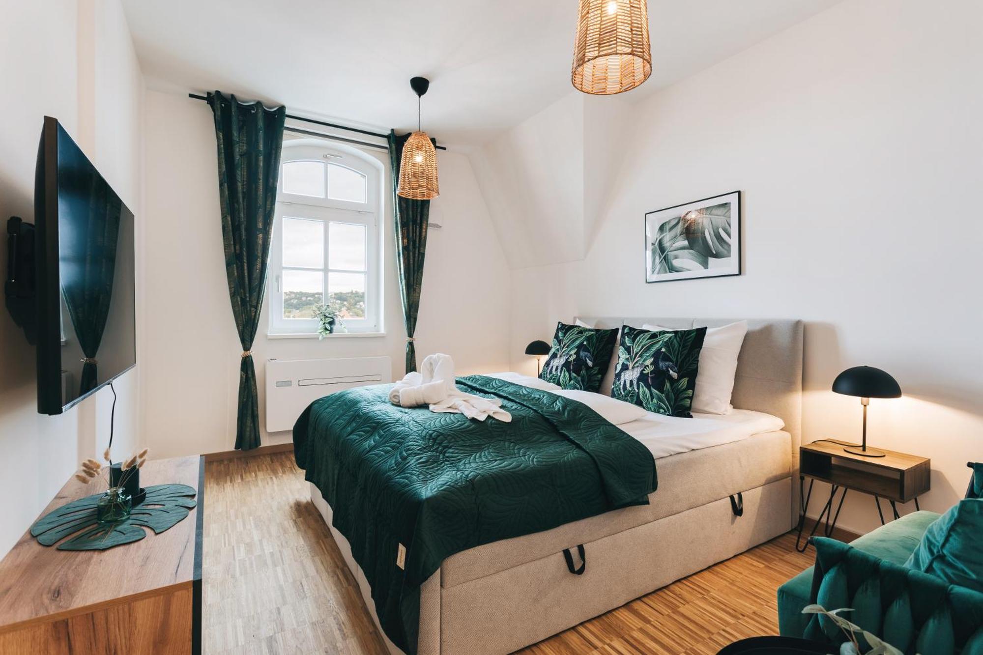 Oasis Appart - Wohnen In Dresden - Netflix - Tiefgarage - Dachterrasse Bagian luar foto
