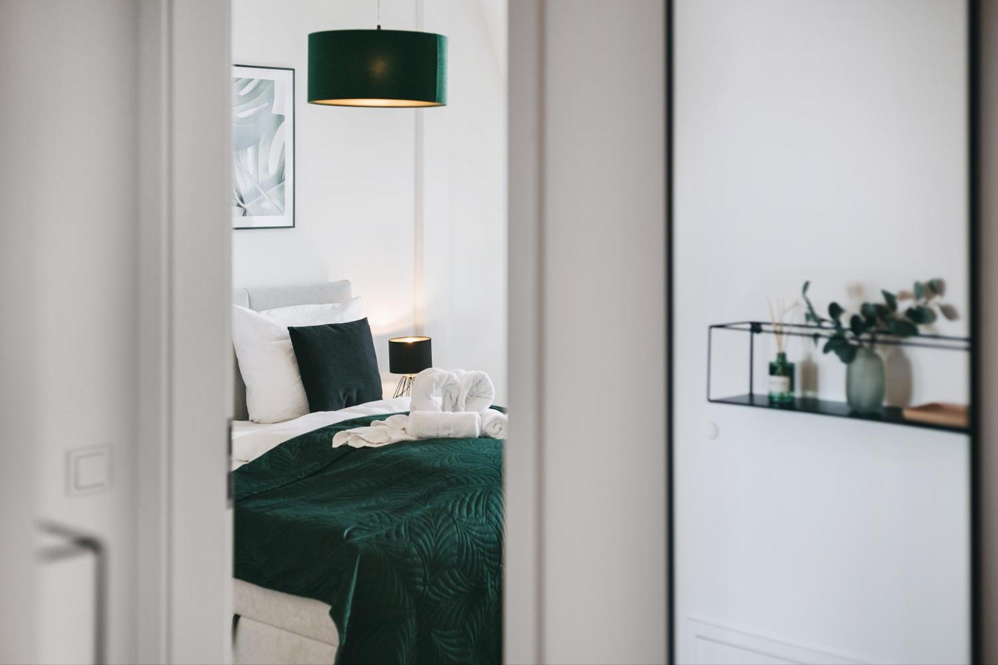 Oasis Appart - Wohnen In Dresden - Netflix - Tiefgarage - Dachterrasse Bagian luar foto